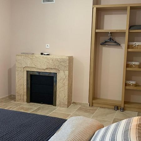 לינה וארוחת בוקר Bize-Minervois Logis De La Foulerie חדר תמונה